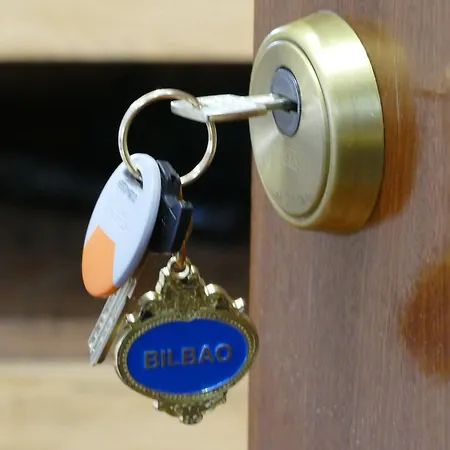 Bilbaobonito- 5min Guggenheim -quiet & -parking