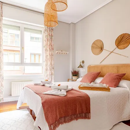Apartman Bilbaobonito 5min Guggenheim 2bth ,ext,quiet & Central, Parking *