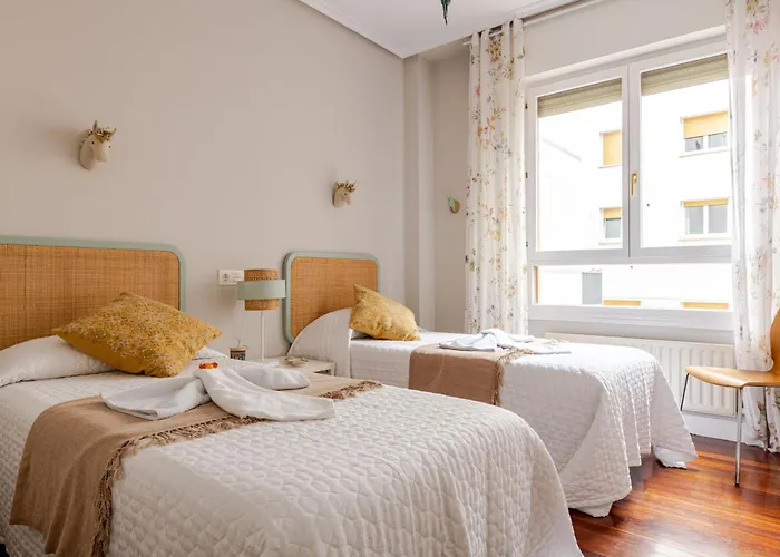 Bilbaobonito 5min Guggenheim 2bth ,ext,quiet & Central, Parking Apartman Bilbao