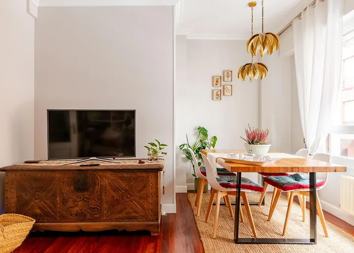 Bilbaobonito 5min Guggenheim 2bth ,ext,quiet & Central, Parking * Bilbao